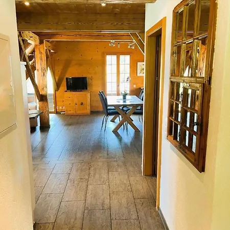 Haus Itten Gemuetlich Und Rustikal Hondrich